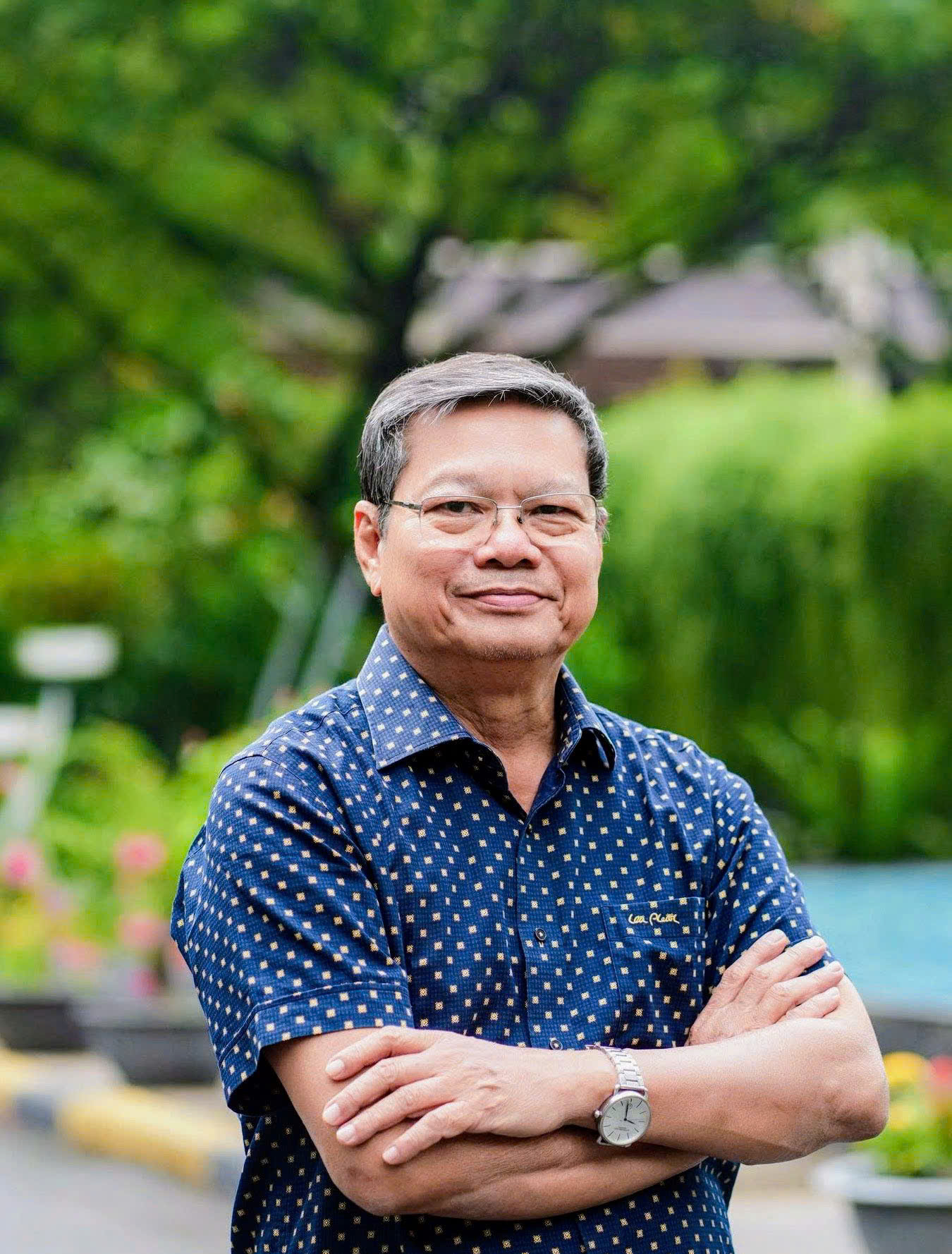Associate Professor Le Van Hao